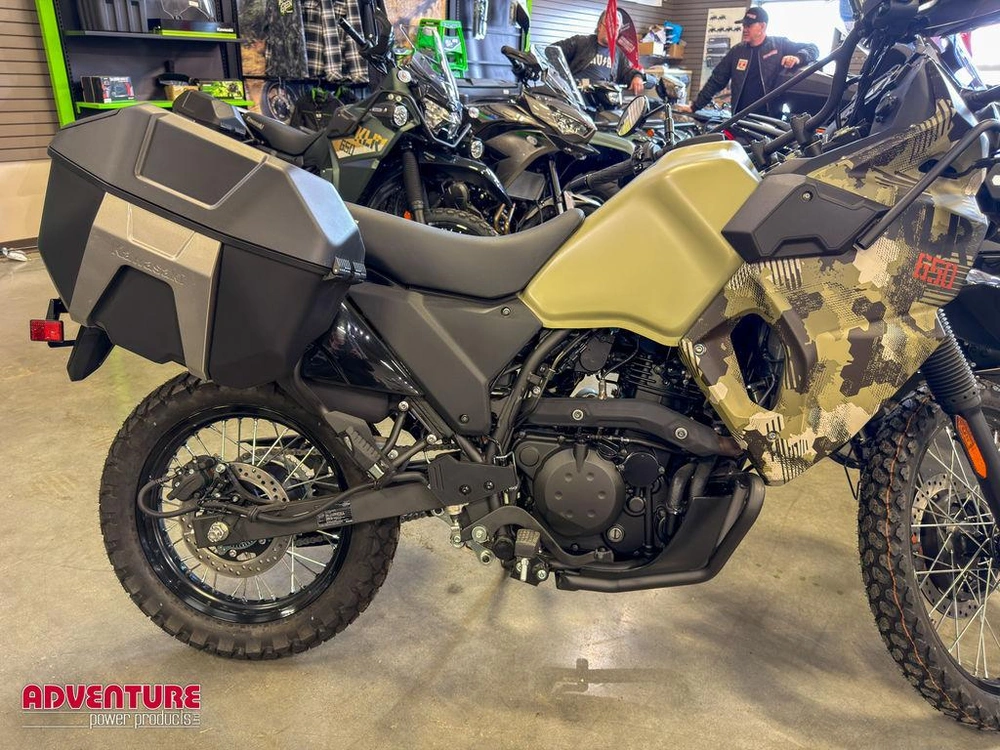 2026 Kawasaki Klr650 Adventure Cypher Camo Beige alt