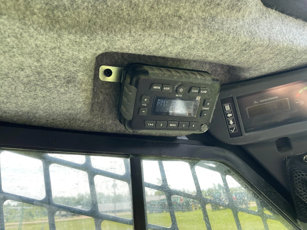 John Deere 324g 2024 alt