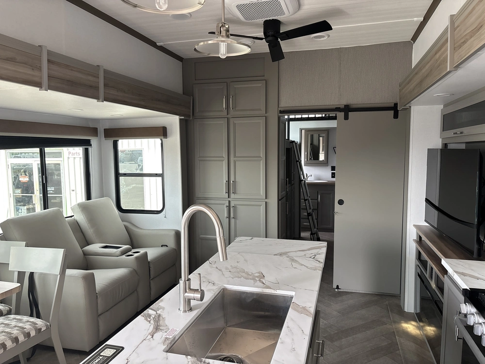 2026 Keystone Rv Sprinter 3900dbl alt