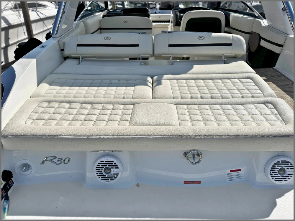 2018 Cobalt Boats R30 alt