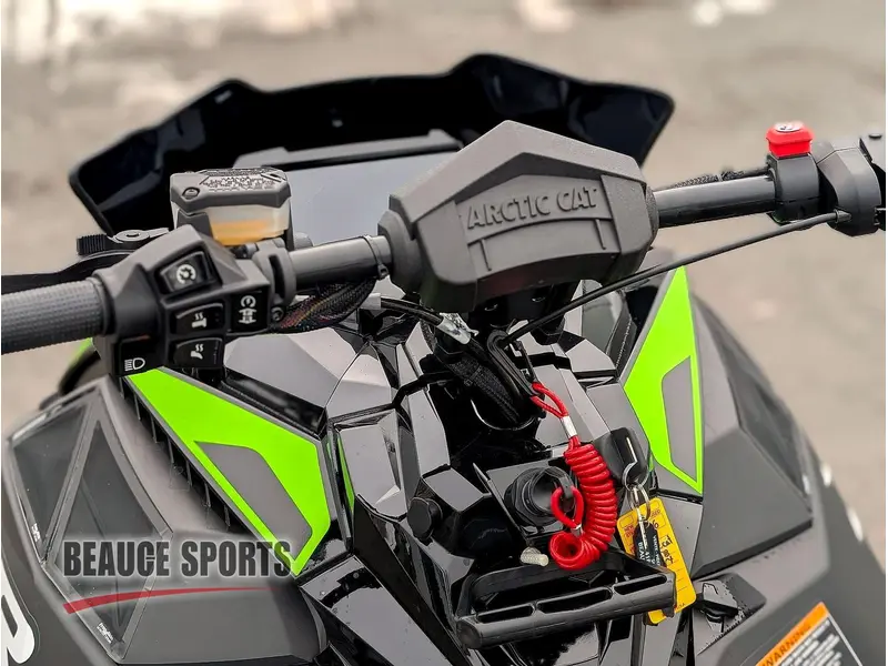 Arctic Cat ZR 858 137 SP ES CN GRN G8 DISPLAY ⚡Écran Garmin G8 Comparable Polaris Indy XR & Ski-Doo MXZ XRS ⚡ | 2026