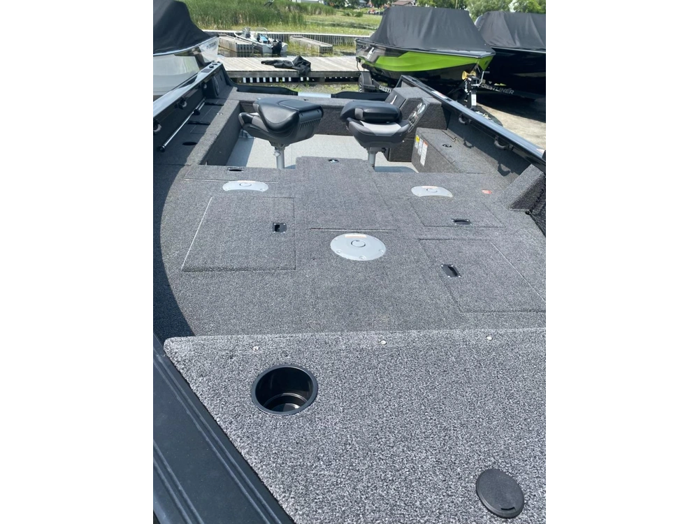 2026 Crestliner 1850 Pro Tiller alt