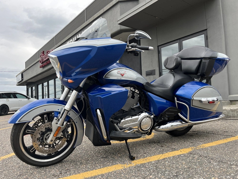 Victory Motorcycles Crosscountry 2014 alt