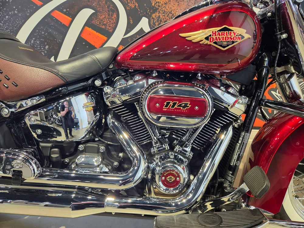 Harley-davidson Softail Heritage 114 115 Anniversaire 2023 alt