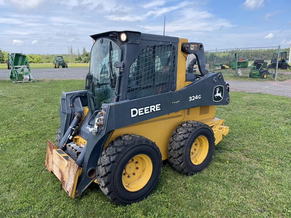 John Deere 324g 2024 alt