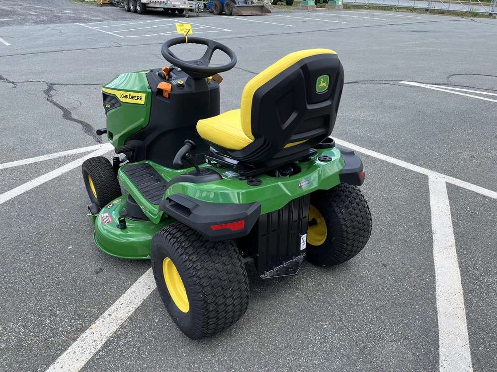 2026 John Deere S240 alt