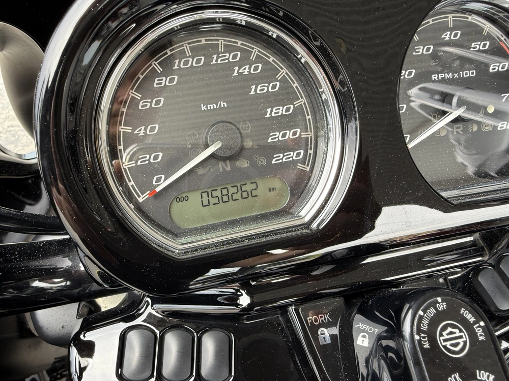 2023 Harley-davidson Road Glide St alt