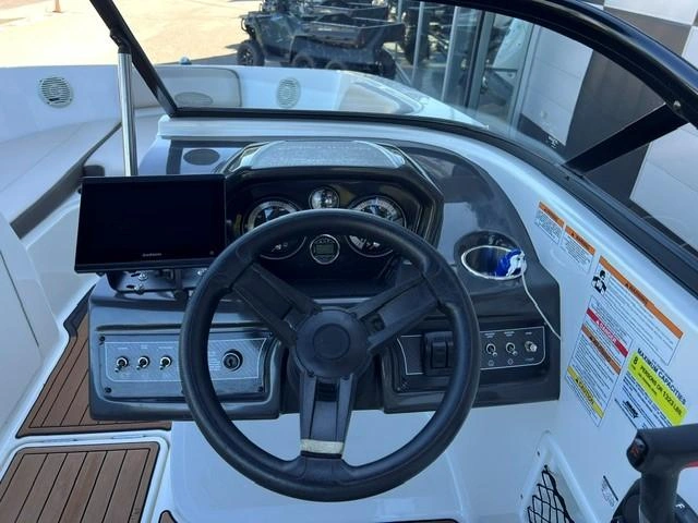 2017 Bayliner Bayliner Vr5 alt