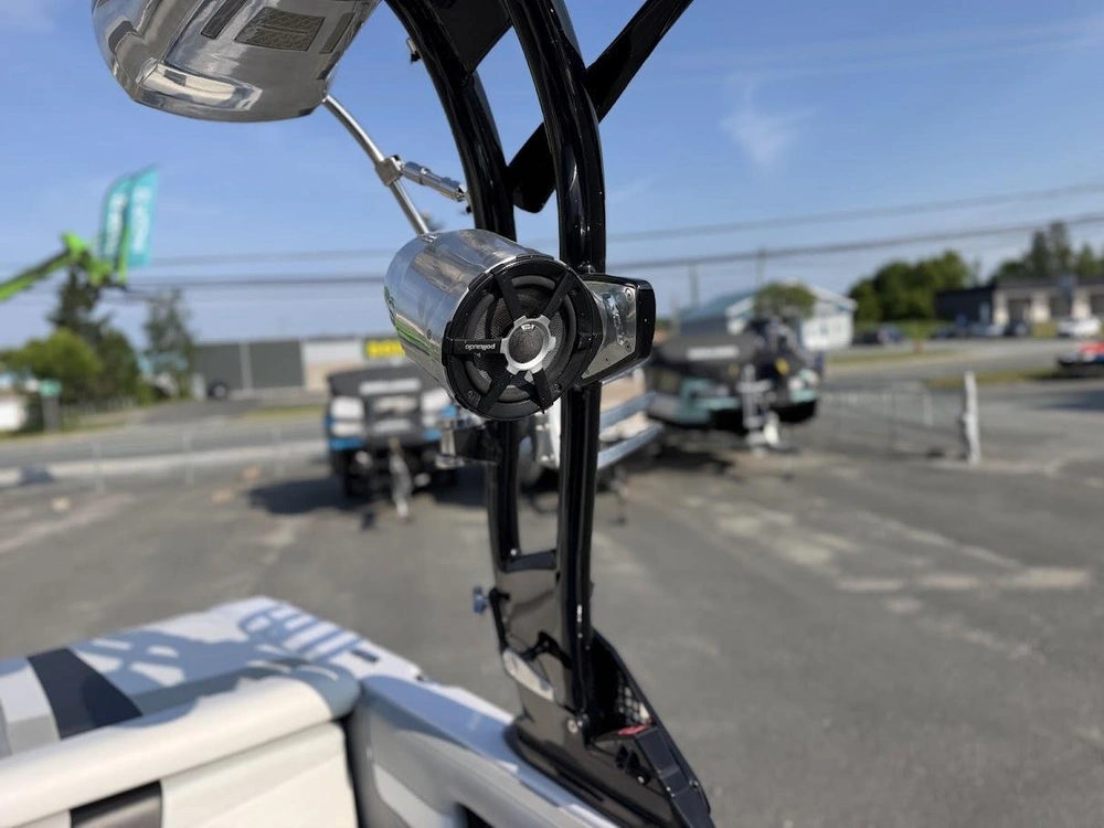 Air Nautique 230 2012 alt