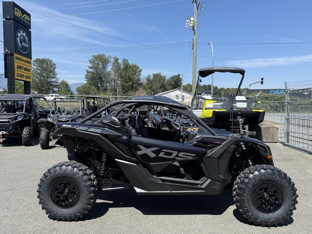 2026 Can-am Maverick X3 X Ds Turbo Rr With 10.25' Infotainment alt