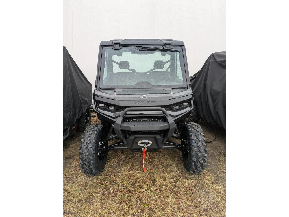 2026 Can-am Def Xtcab 65 Hd11 Bk 26 7ltr alt