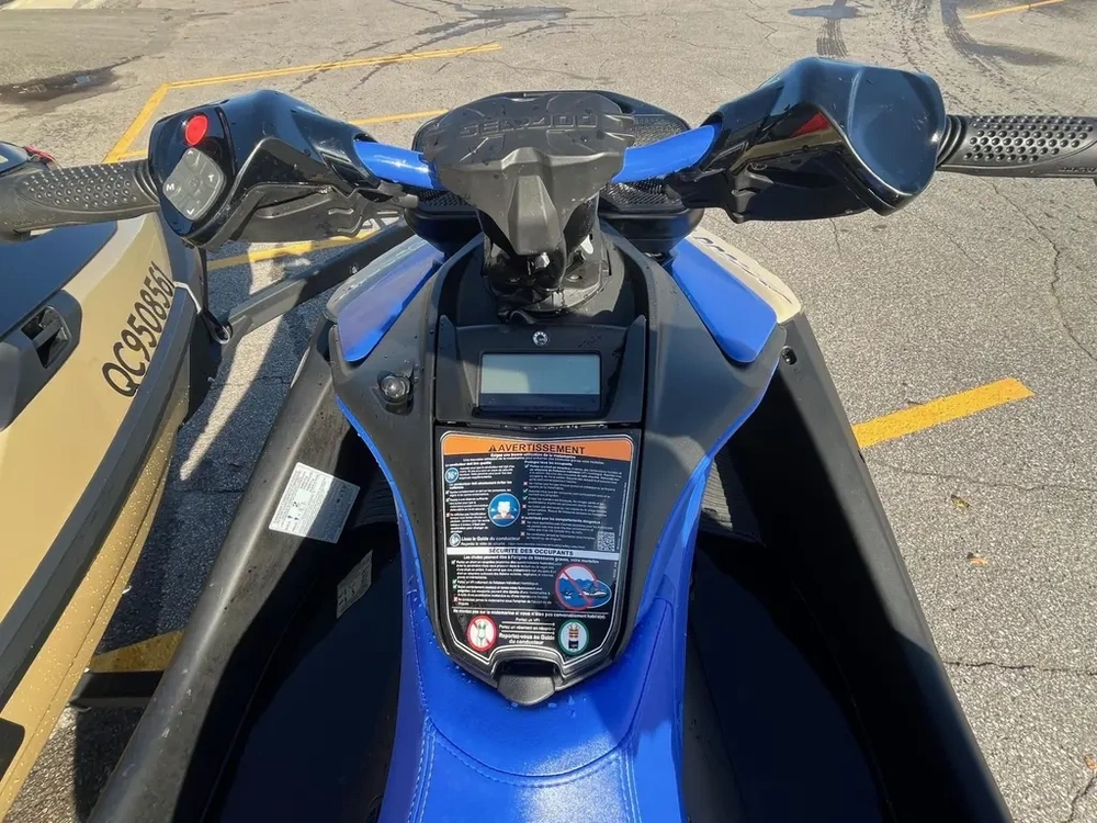 Sea-doo Spark Trixx 1 Place Audio ( 11 Heures ) 2025 alt