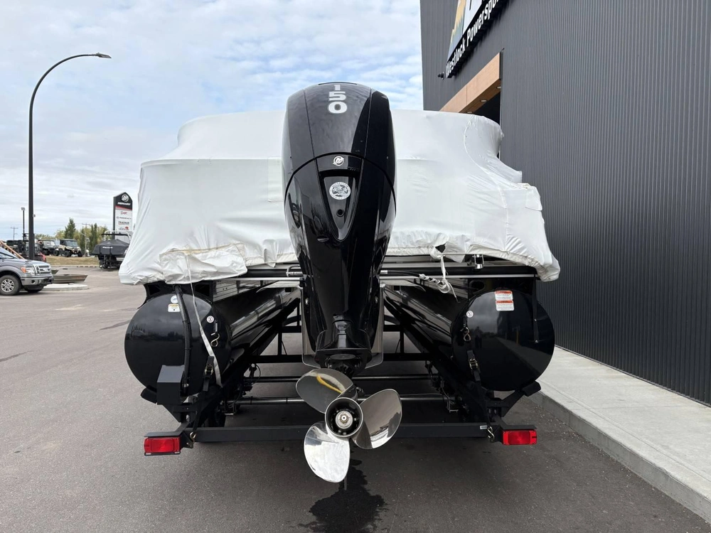 2025 Ranger Reata 220 Fc 115l alt