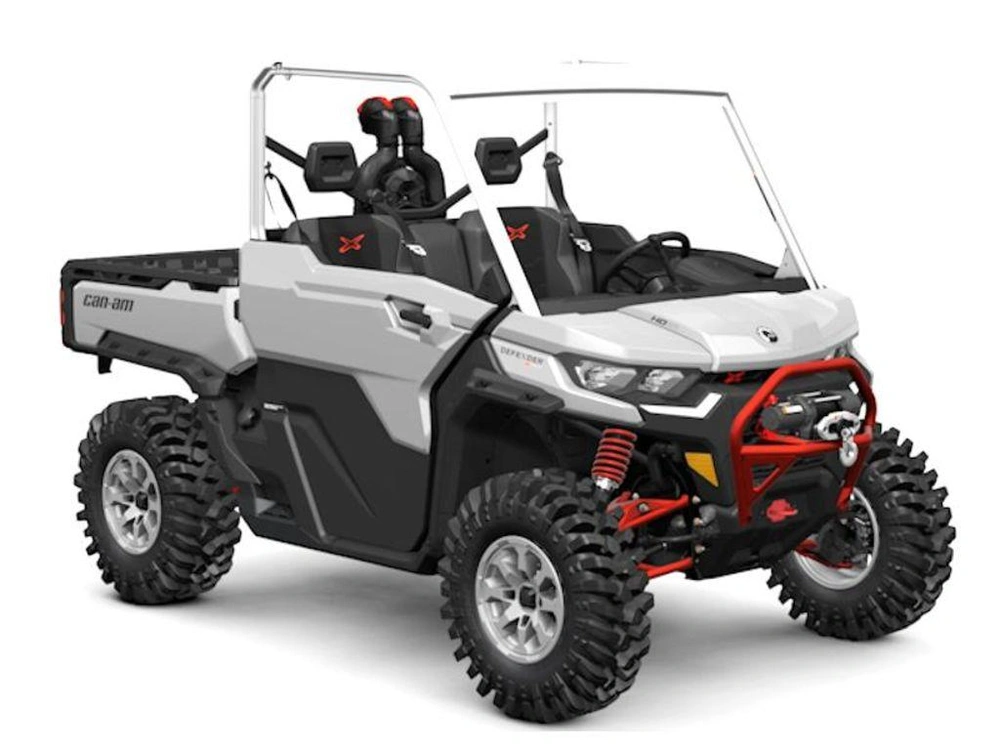 2025 Can-am Defender X Mr With Half-doors Hd10 Hyper Silver & Legion Red alt