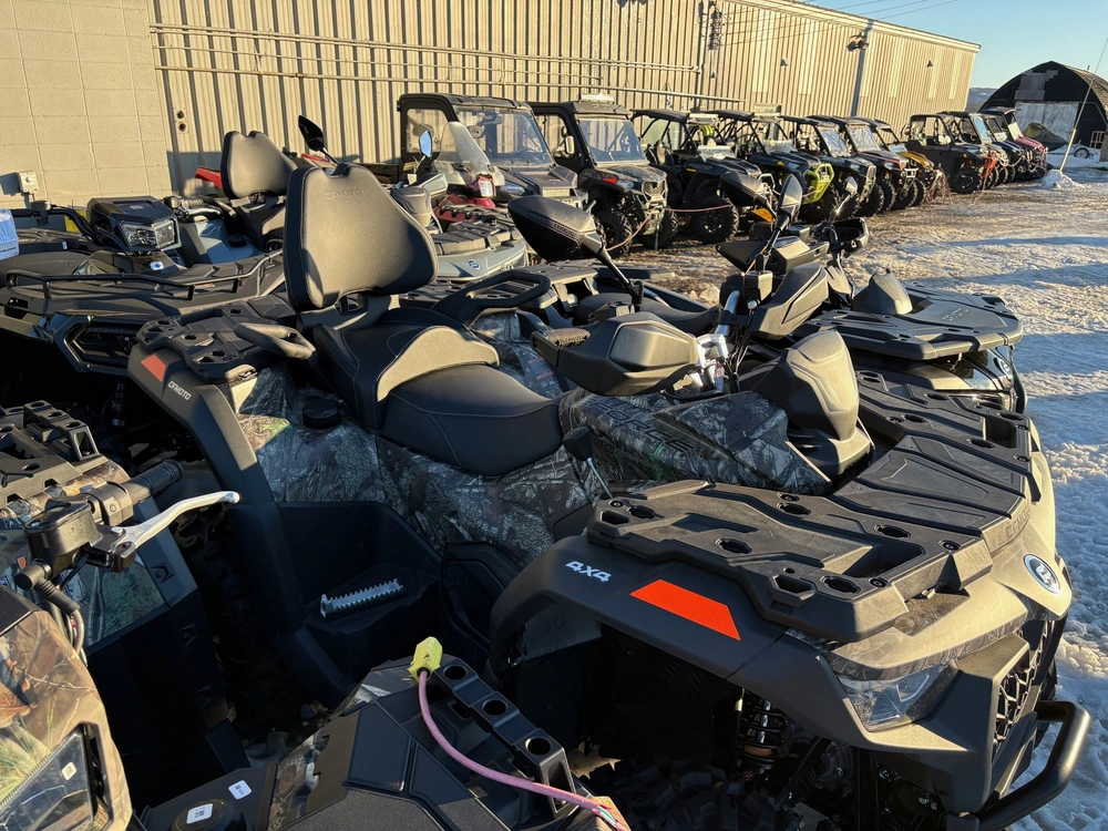 2025 Cfmoto Cforce 800 Touring alt