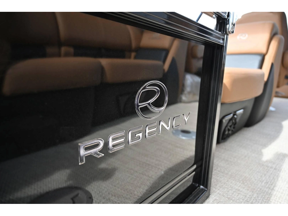2025 Regency 230 Le3 250 Verado 250l Verado alt