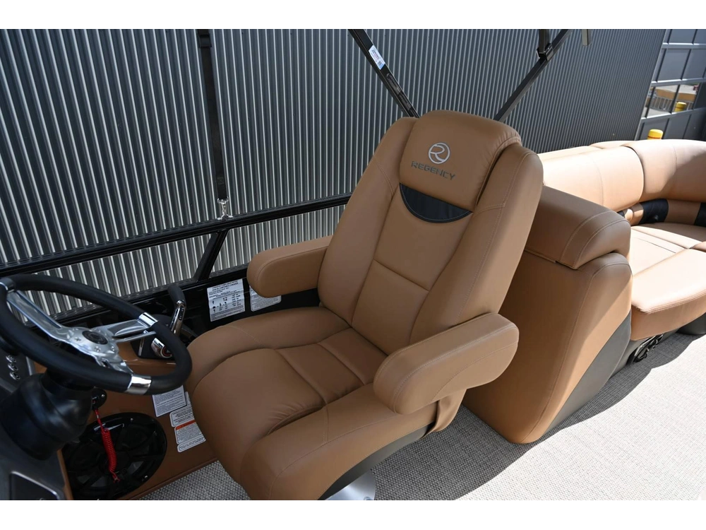 2025 Regency 230 Le3 250 Verado 250l Verado alt