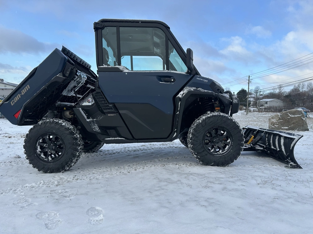 2026 Can-am Defender Xt Cab Hd11 W 10.25 alt