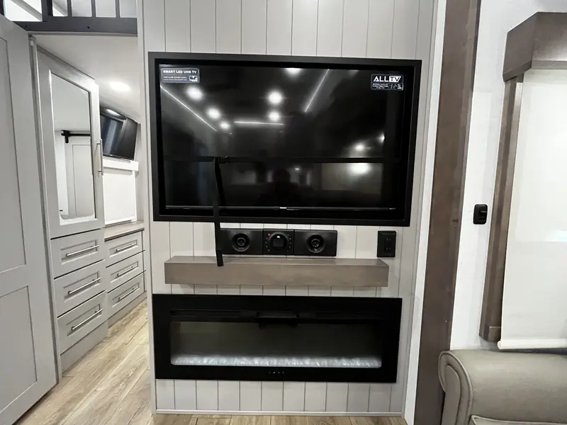 2026 Alliance RV Paradigm 395DS