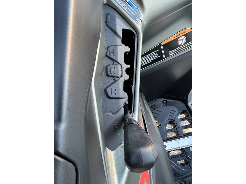 2026 Can-am Outlander Xmr 1000r alt