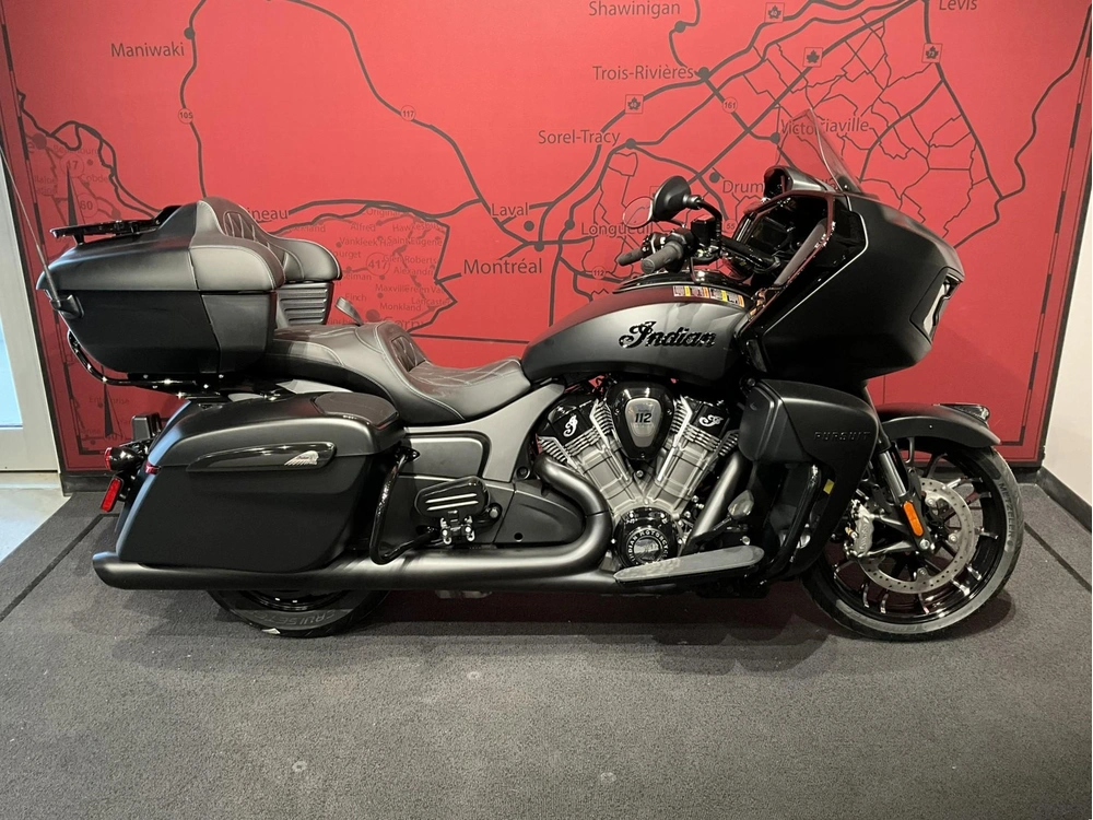 Indian Motorcycle Pursuit Dark Horse + 112 + Powerband Audio Package 2026 alt