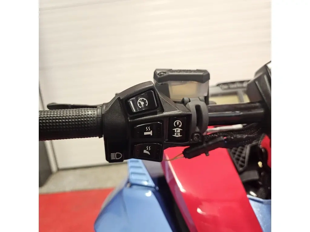 2024 Yamaha Sidewinder L-tx Se alt