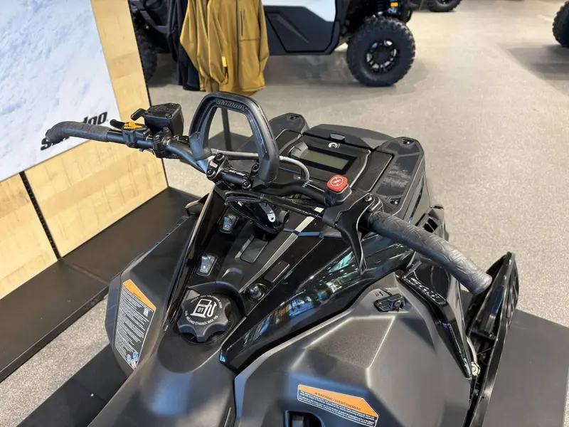 2026 Ski-Doo SUMMIT ADR w/ EDGE Pkg 154 850 E-TEC PowderMax X-Light FlexEdge 3.0" SHOT   -CGTF