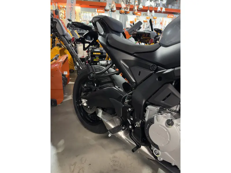 CFMOTO 675NK 2026