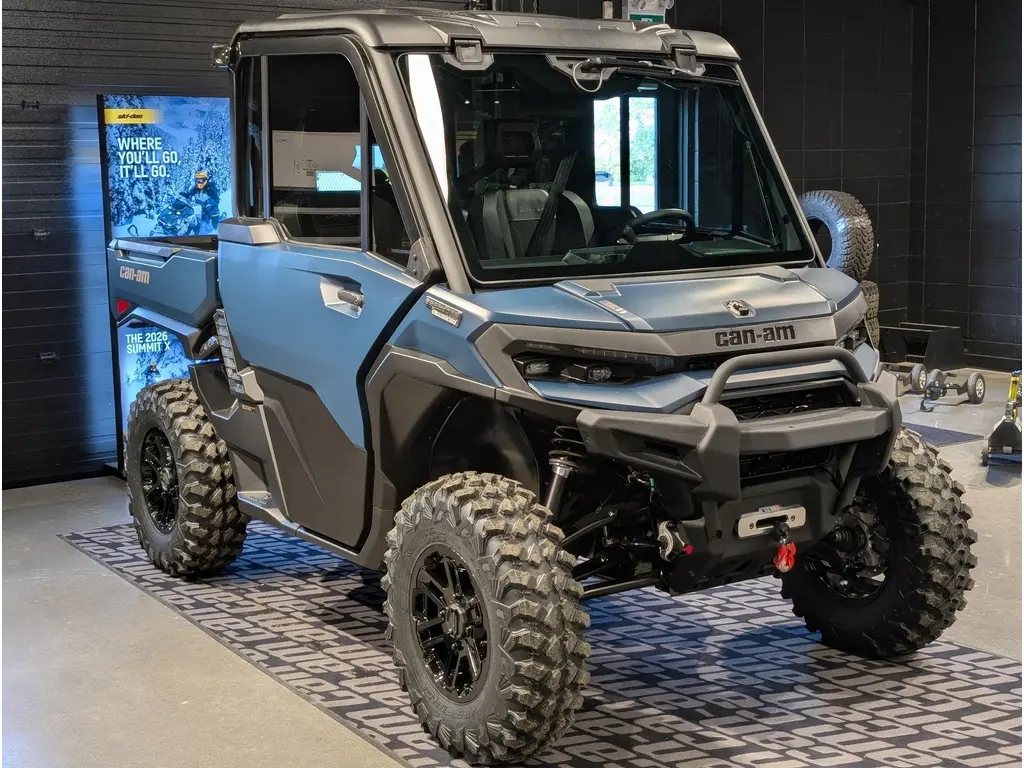 2026 Can-Am Defender Limited HD11 