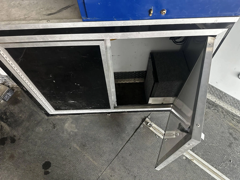 2015 Mission Trailers Heated Sled Trailer alt