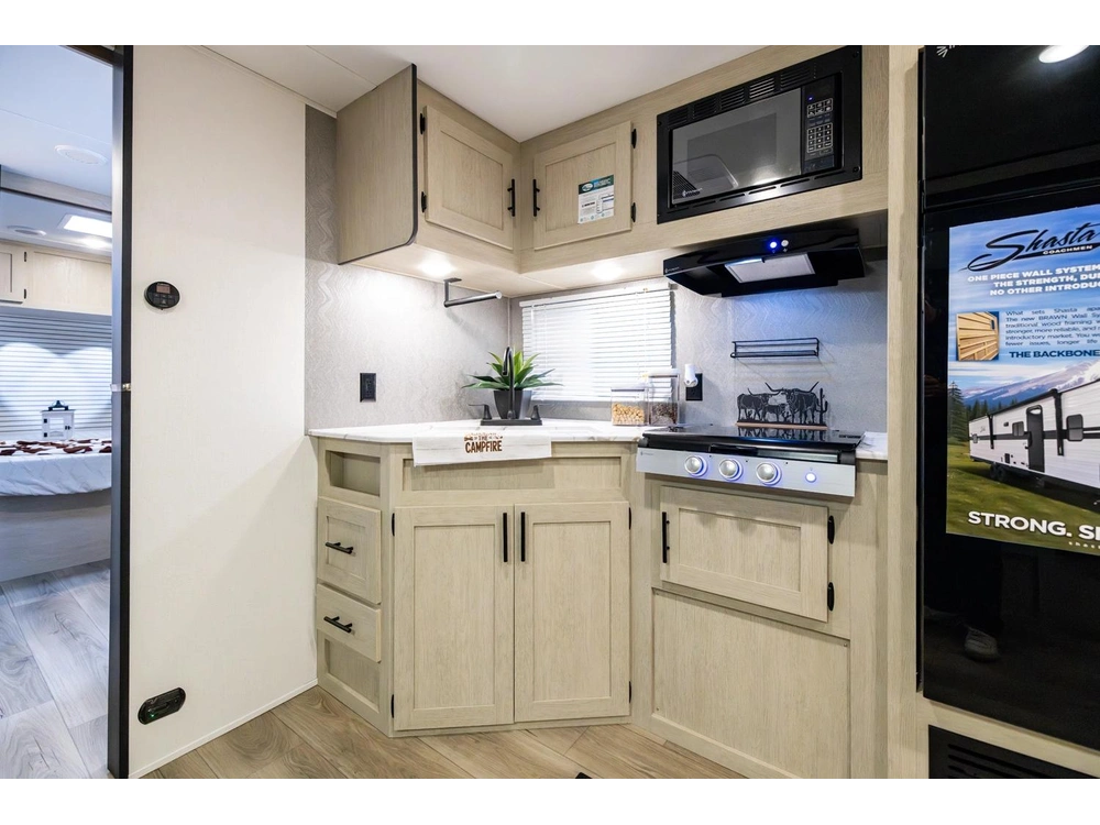 Coachmen Shasta I-5 Edition 533bh 2026 alt
