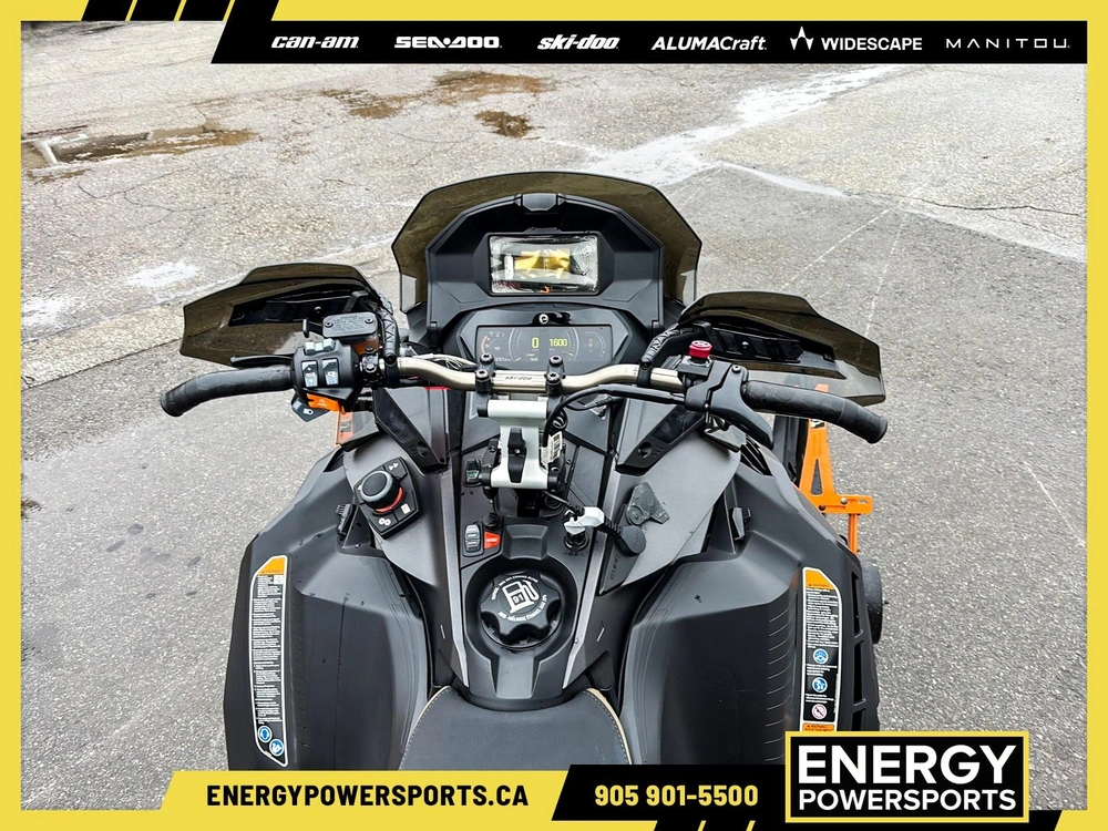 2022 Ski-doo Mach Z alt