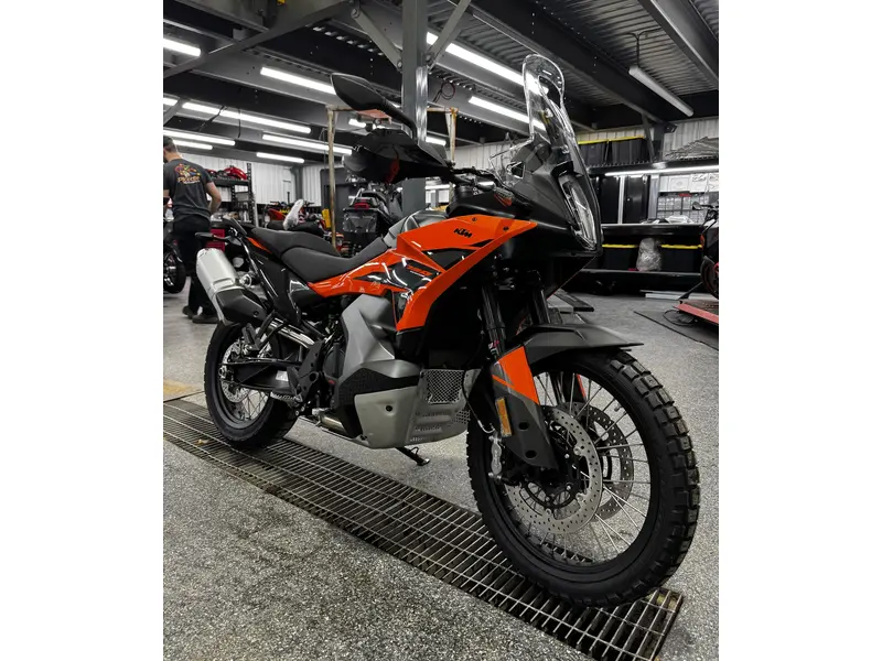 2026 KTM 790 ADVENTURE thumbnail 8