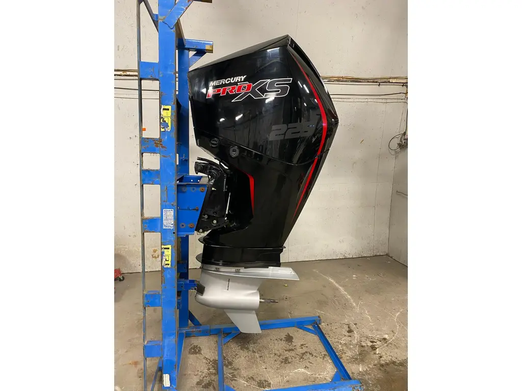 2023 Mercury 225XL PRO XS