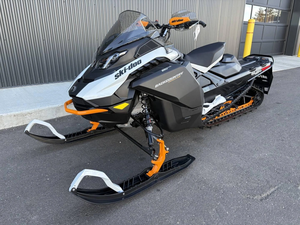 2026 Ski-doo Backcountry Adrenaline (39") 850 E-tec Powdermax 2.0" E.s. -ugtb alt