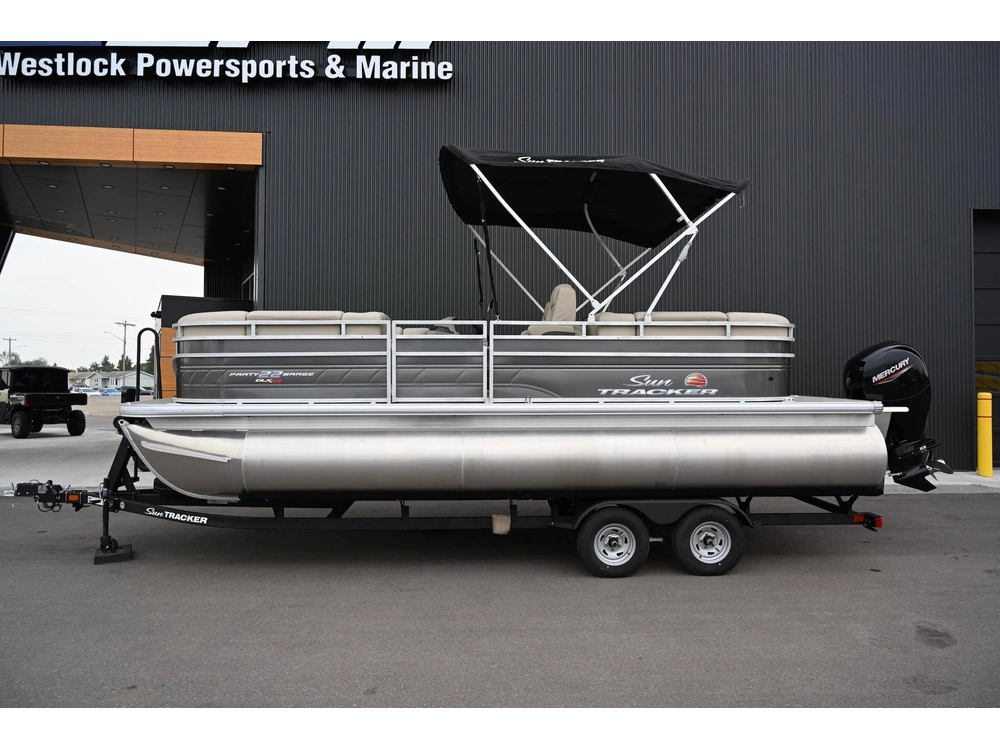 2025 Sun Tracker Party Barge® 22 Xp3 alt