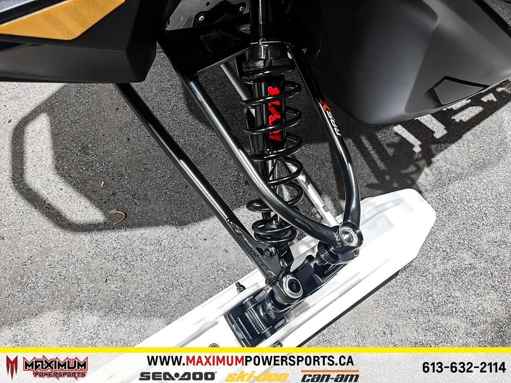 Ski-doo Renegade X 900 Ace Turbo R Ice Ripper Xt 1.25 E.s. 2023 alt