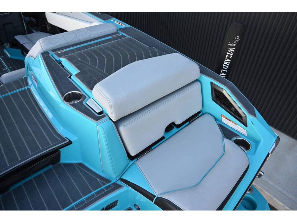 2021 Nautique Paragon G23 alt