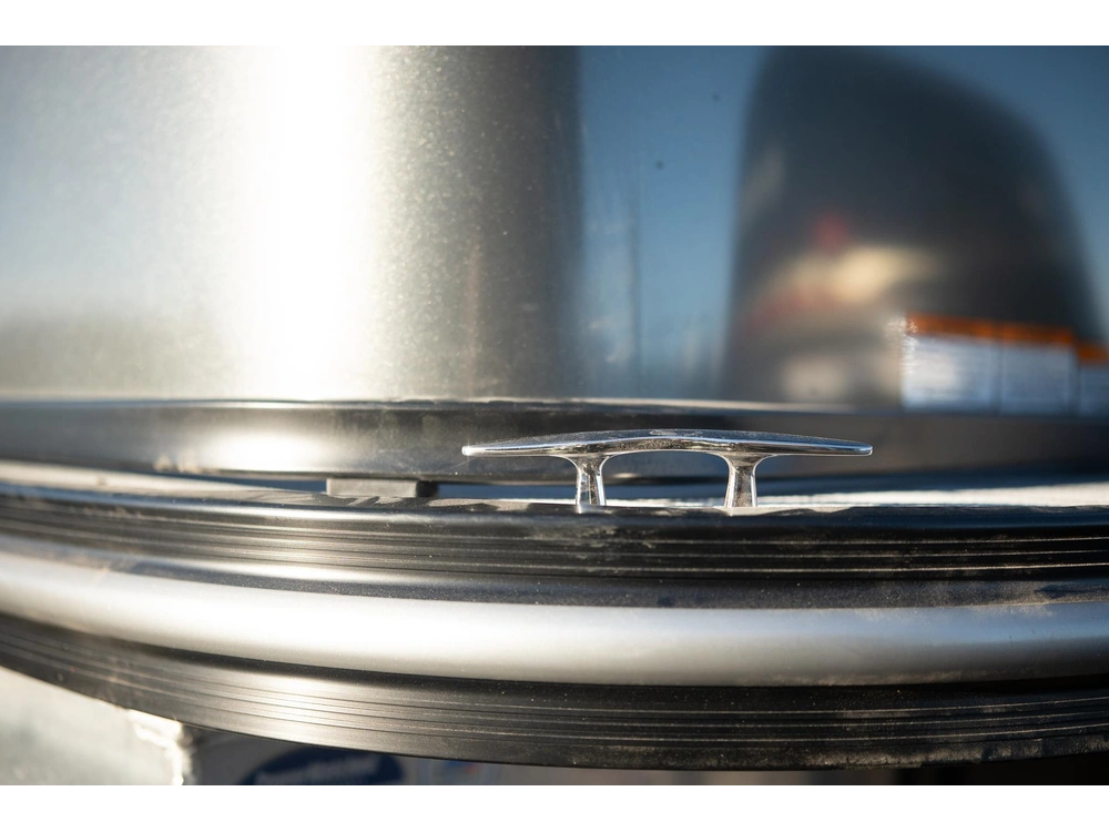 2025 Suncatcher Select 20f alt