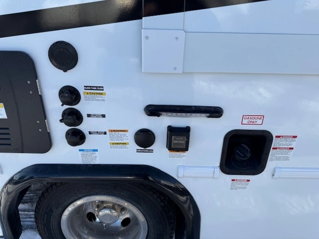 2026 East West By Forest River Entrada 2200s alt