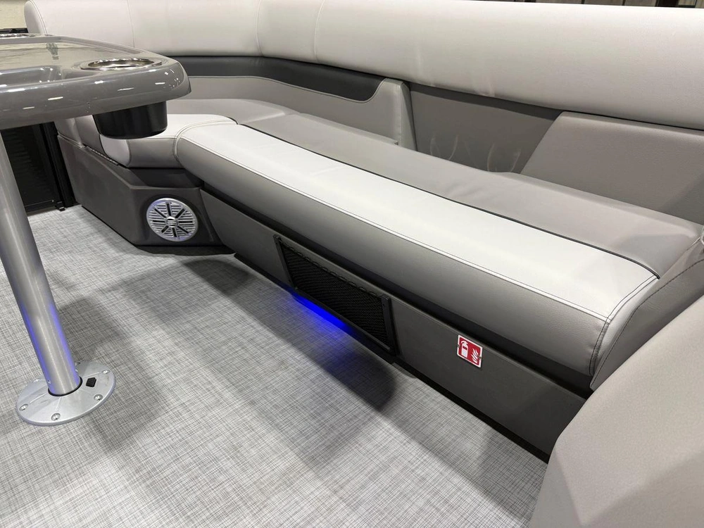 Princecraft Vectra 21 L 60 Hp Ct ( Rabais De 2500$ + 7 Ans Mercury) 2026 alt