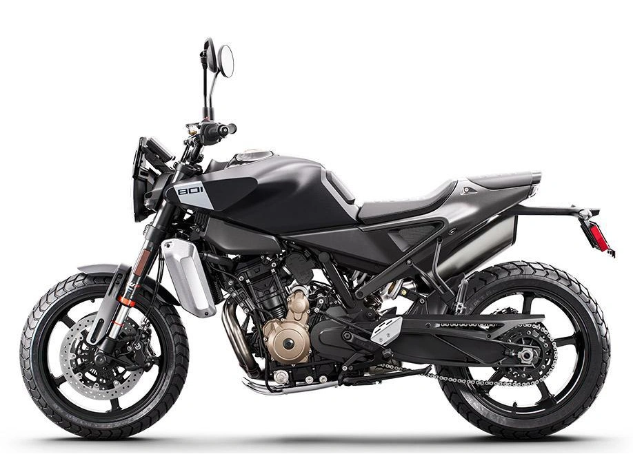 2024 Husqvarna Svartpilen 801 alt