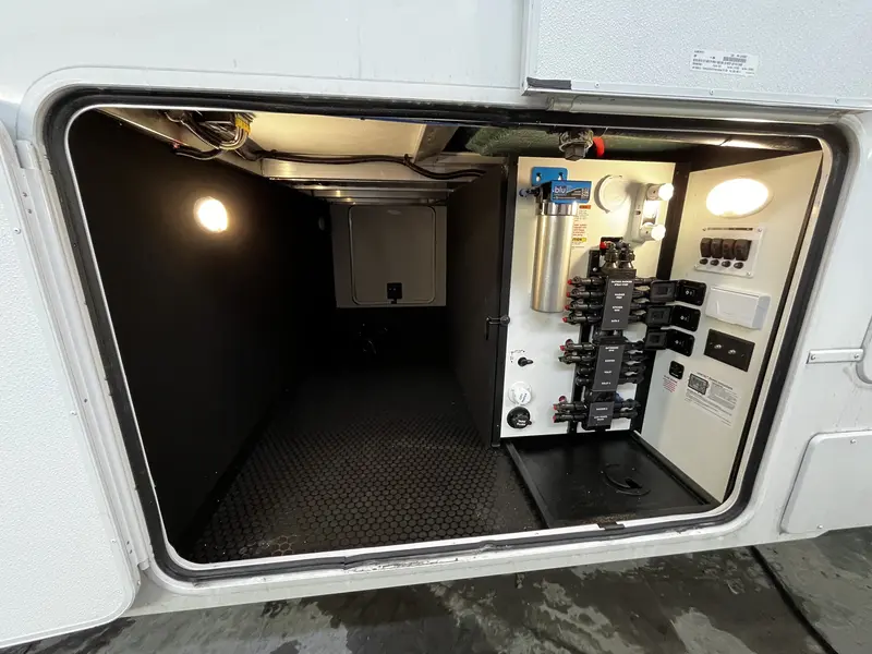 2026 Alliance RV Paradigm 395DS