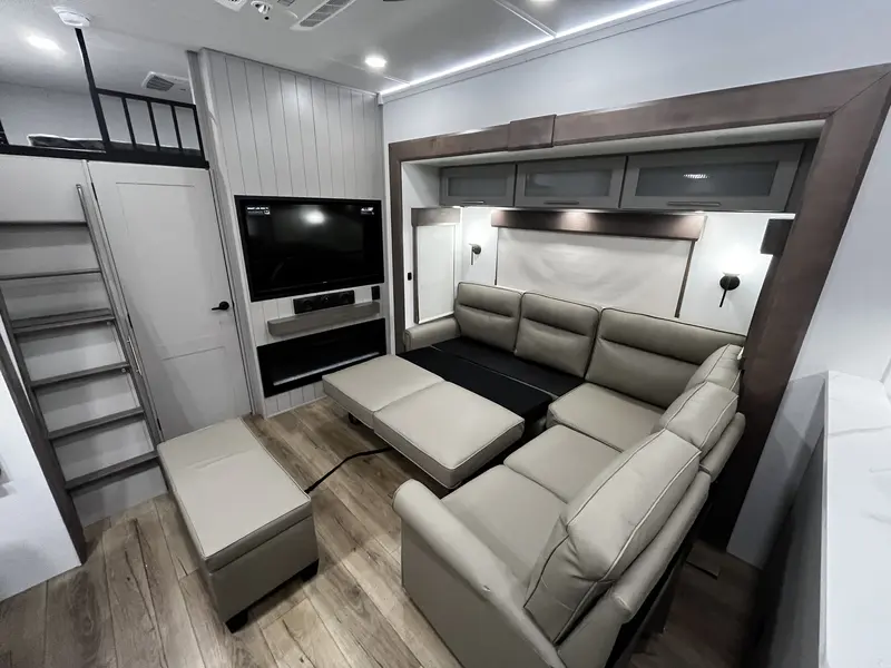 2026 Alliance RV Paradigm 395DS