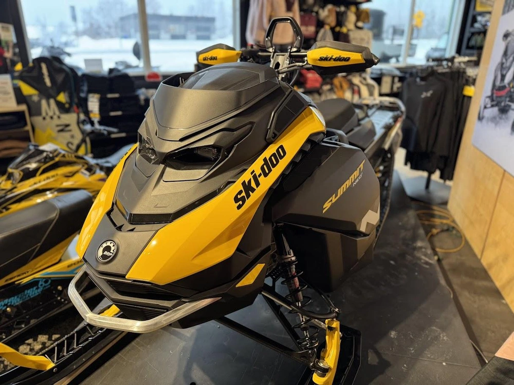 Ski-doo Summit Néo + 600 Efi 2026 alt