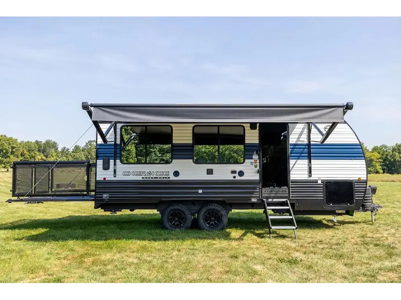 Cherokee 18RR Grey Wolf Cargo 2026