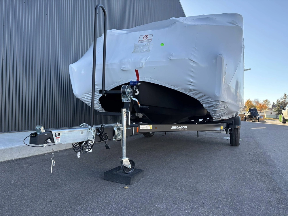 2026 Sea-doo Switch Fish 18' 230hp alt