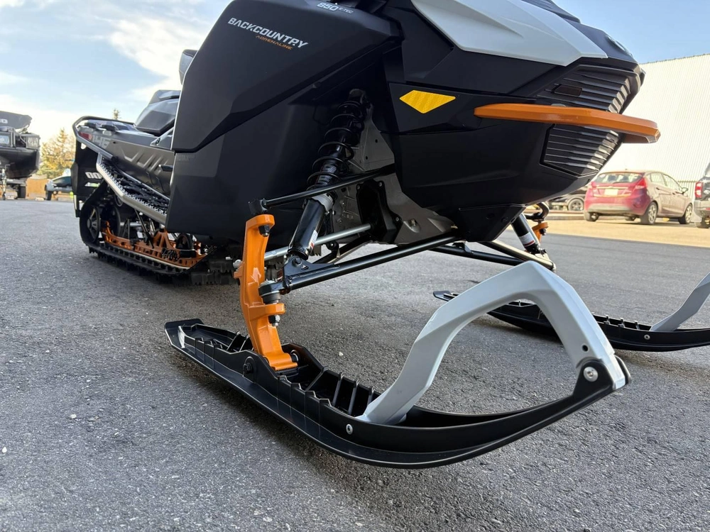 2026 Ski-doo Backcountry Adrenaline (39") 850 E-tec Powdermax 2.0" E.s. -ugtb alt