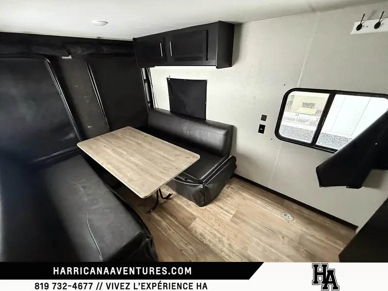 2022 Cherokee 29RR Cargo thumbnail 12