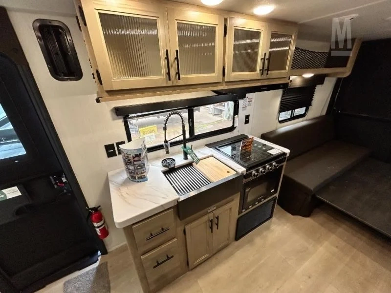 Cherokee 22rr Grey Wolf 2026 alt